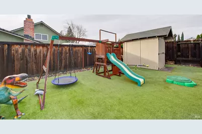 2903 Burbank Drive, Fairfield, CA 94534 - Photo 46