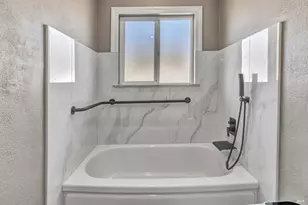 1260 Meadow Ln, Concord, CA 94520 - Photo 14