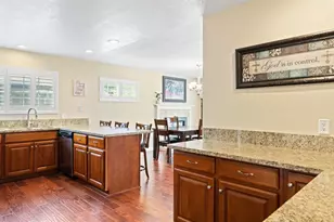 214 Arrowhead Dr, Vacaville, CA 95687 - Photo 10