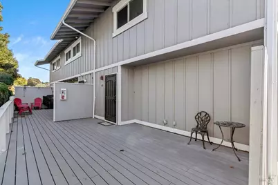 100 Sunset Circle #68, Benicia, CA 94510 - Photo 4