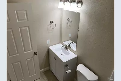 172 W Catamaran Circle, Pittsburg, CA 94565 - Photo 16