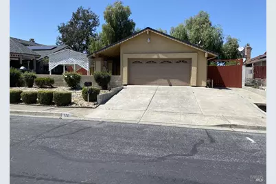 172 W Catamaran Circle, Pittsburg, CA 94565 - Photo 1