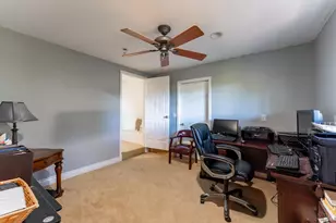 1450 Deerwood Dr, Ukiah, CA 95482 - Photo 22