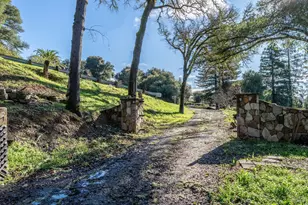 1450 Deerwood Dr, Ukiah, CA 95482 - Photo 2