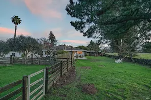 19346 Orange Ave, Sonoma, CA 95476 - Photo 38