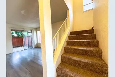 1970 Grande Circle #9, Fairfield, CA 94533 - Photo 10