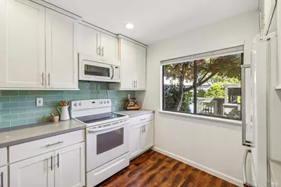 212 Sylvia Way, San Rafael, CA 94903 - Photo 26