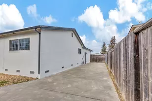 35 Marla Dr, American Canyon, CA 94503 - Photo 16