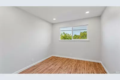 70 Manzanita Drive, Vacaville, CA 95688 - Photo 18