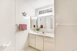 40 Westgate Cir, Santa Rosa, CA 95401 - Photo 16