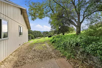 18701 Glenwood Road, Hidden Valley Lake, CA 95467 - Photo 38
