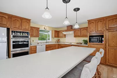 18701 Glenwood Road, Hidden Valley Lake, CA 95467 - Photo 14