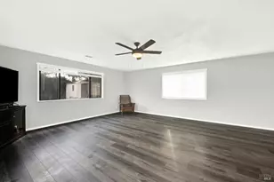 292 Woolner Ct, Fairfield, CA 94533 - Photo 12