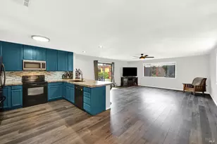 292 Woolner Ct, Fairfield, CA 94533 - Photo 16