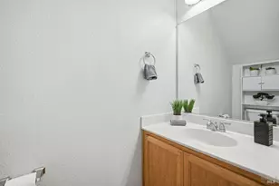 384 Mark West Commons Cir, Santa Rosa, CA 95403 - Photo 16