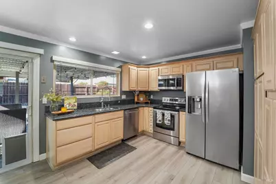 113 Richard Place, Vacaville, CA 95687 - Photo 14