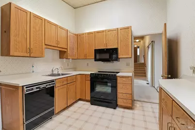 48 Oxford Drive, San Rafael, CA 94903 - Photo 6