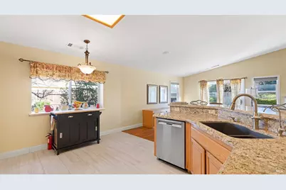 715 Wiegand Way, Dixon, CA 95620 - Photo 16