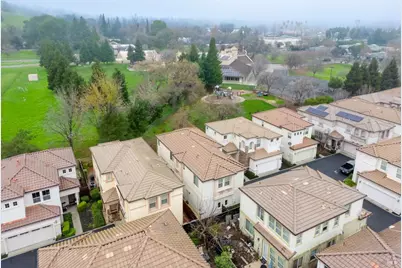 331 Bonarda Court, Vacaville, CA 95687 - Photo 48