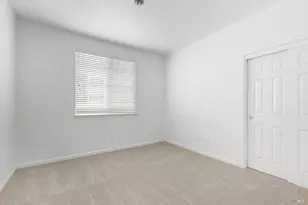 331 Bonarda Ct, Vacaville, CA 95687 - Photo 32