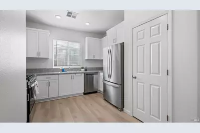 1464 Descanso Lane, Fairfield, CA 94533 - Photo 14