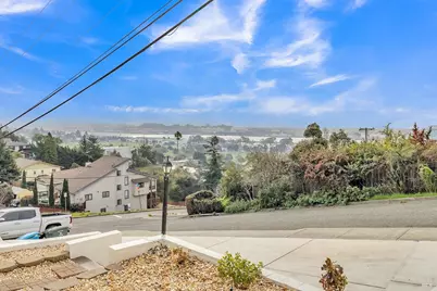 178 Baxter Street, Vallejo, CA 94590 - Photo 6