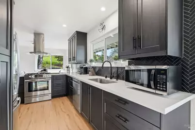 1814 Saint Francis Road, Santa Rosa, CA 95409 - Photo 2