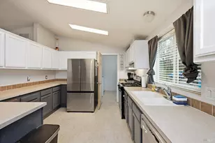 16845 Pebble Ct, Lower Lake, CA 95457 - Photo 4