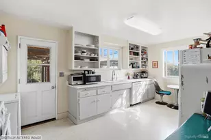 1390 Garden Ave, Saint Helena, CA 94574 - Photo 8