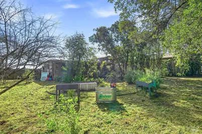 1390 Garden Avenue, Saint Helena, CA 94574 - Photo 32