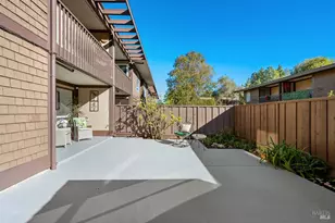 46 Surrey Ln, San Rafael, CA 94903 - Photo 32