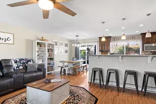 328 N Alamo Dr, Vacaville, CA 95688 - Photo 8