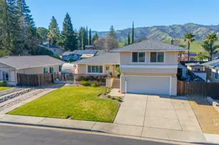 328 N Alamo Dr, Vacaville, CA 95688 - Photo 52