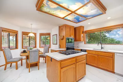 175 Grandview Avenue, Novato, CA 94945 - Photo 6