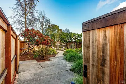 366 Avenida Barbera, Sonoma, CA 95476 - Photo 10