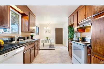 1680 Russell Avenue, Santa Rosa, CA 95403 - Photo 6