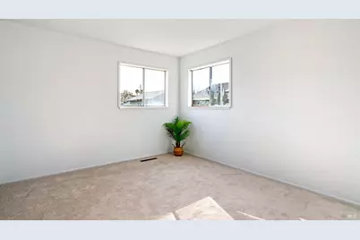 1680 Russell Avenue, Santa Rosa, CA 95403 - Photo 22