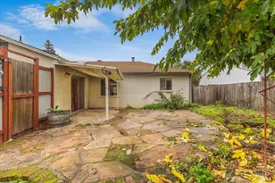 911 Harold Ln, Healdsburg, CA 95448 - Photo 38