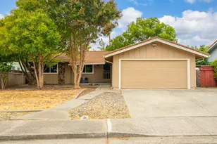 257 Holly Dr, Fairfield, CA 94533 - Photo 2