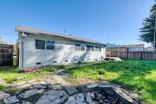 7517 Bobbie Way, Rohnert Park, CA 94928 - Photo 18