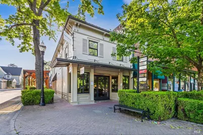 320 Center Street, Healdsburg, CA 95448 - Photo 1