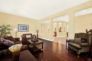 681 Canterbury Cir, Vacaville, CA 95687 - Photo 12