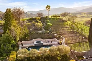 240 Hidden Valley Ln, Vacaville, CA 95688 - Photo 2