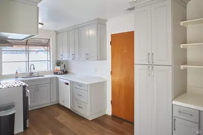 309 Adobe Drive, Vacaville, CA 95687 - Photo 6