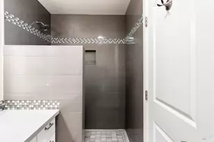 2136 Franklin Ave, Santa Rosa, CA 95404 - Photo 18