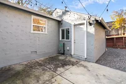 2136 Franklin Avenue, Santa Rosa, CA 95404 - Photo 22