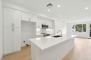 5158 Blossom Cir, Richmond, CA 94804 - Photo 8