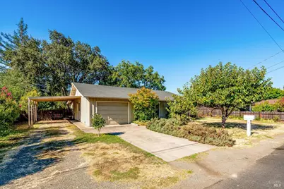 1251 Garden Avenue, Saint Helena, CA 94574 - Photo 2