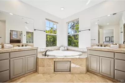 71 Oak Grove Drive, Novato, CA 94949 - Photo 26