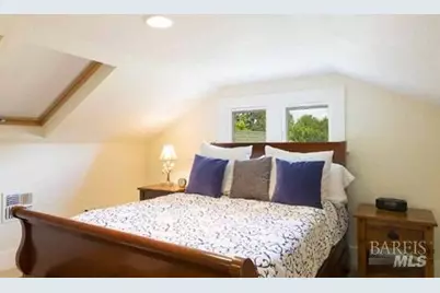 5566 Highway 128, Geyserville, CA 95441 - Photo 30